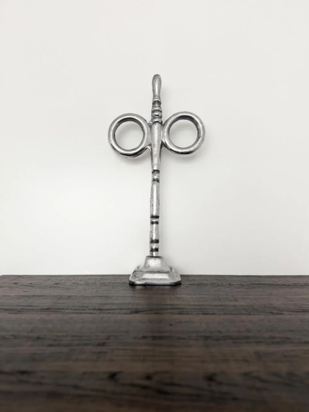 Vintage Scissor Shaped Freestanding Double Ring Towel Holder Cast Aluminum